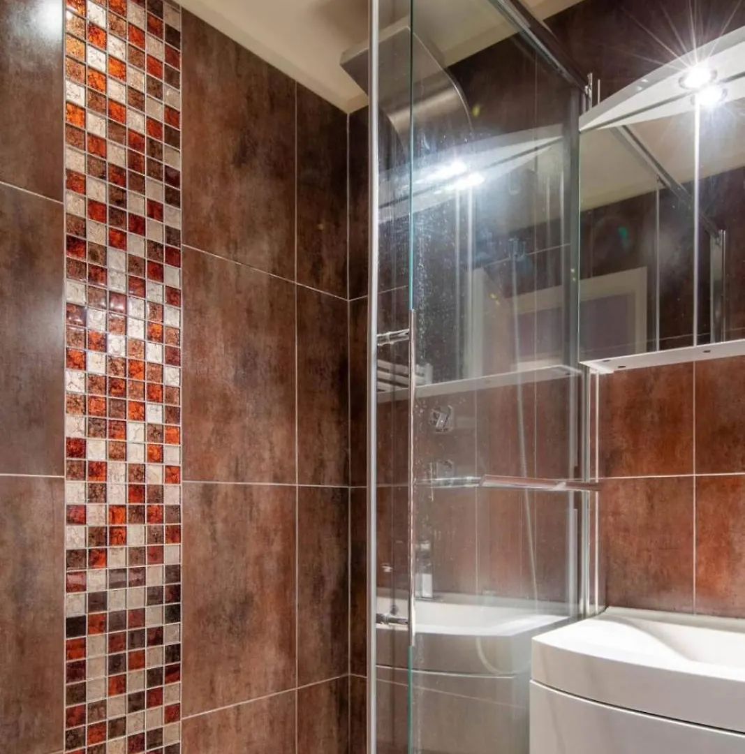 Spacious 1 Bedroom In Lejlighed *