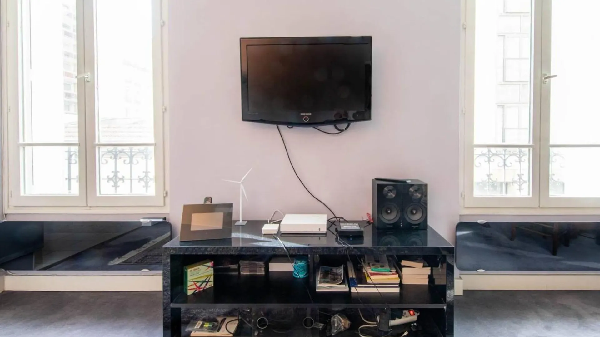 Apartment Spacious 1 Bedroom In