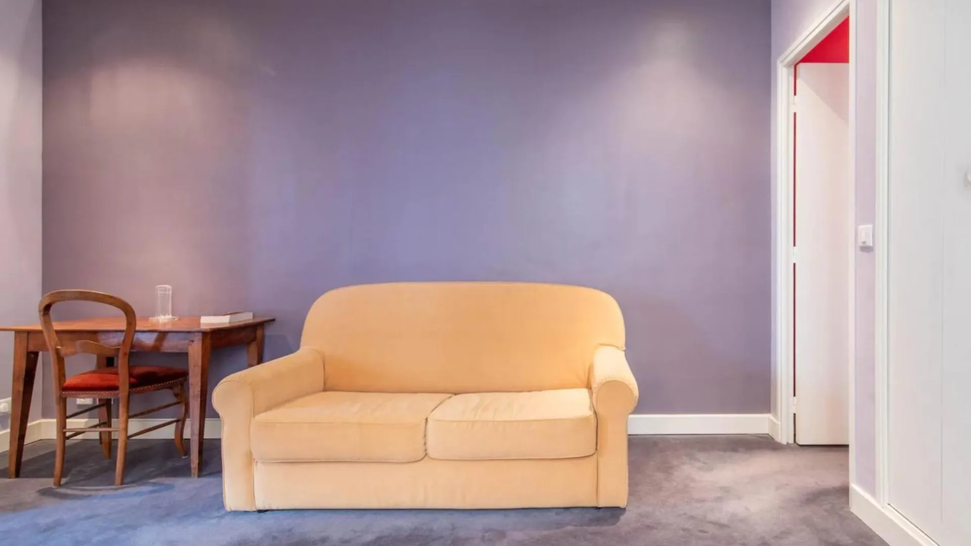 Spacious 1 Bedroom In Lejlighed